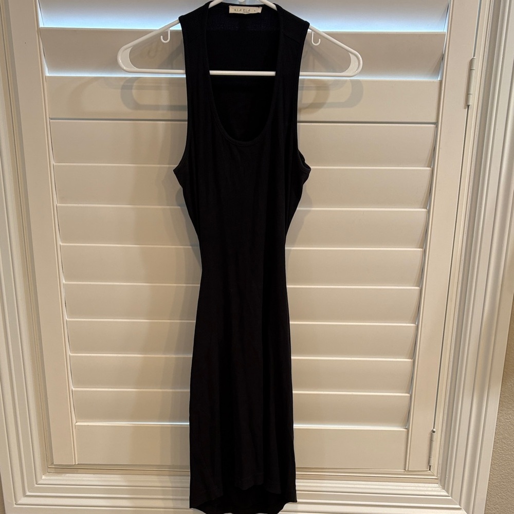 Wilfred Classic Black Midi Dress